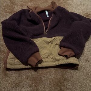 Fabletics Brown and Tan Sweatshirt